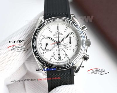 Swiss Replica Omega Speedmaster Racing White Dial Black Rubber Strap Watch 